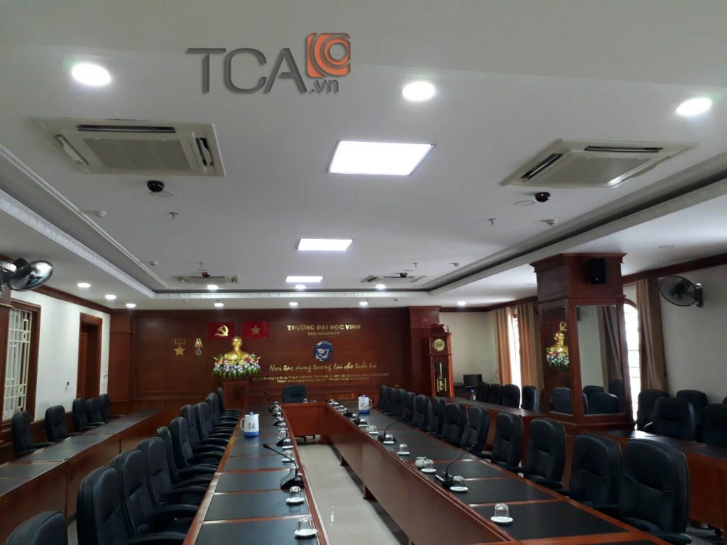 Tư vấn thiết kế lắp đặt hệ thống âm thanh hội thảo hội nghị TOA không dây TS-800