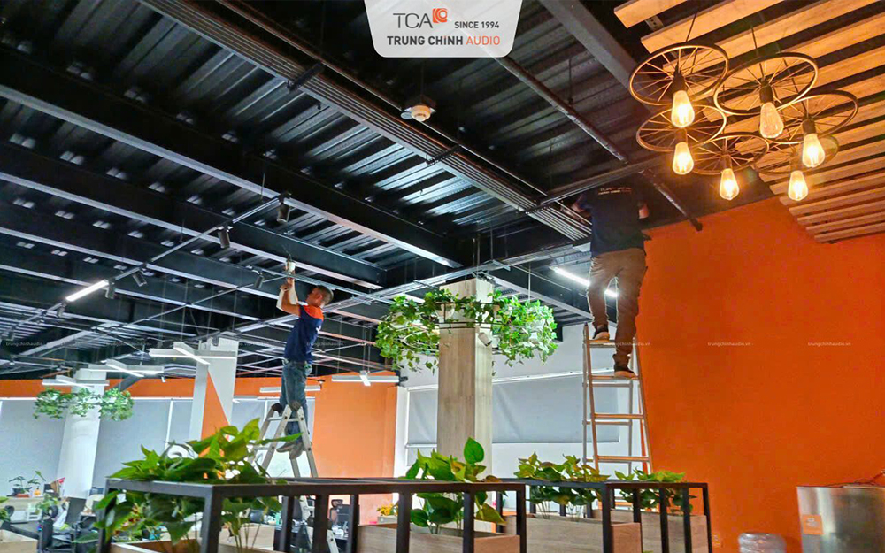 Lắp đặt hệ thống âm thanh thông báo và nhạc nền TOA tại Box Việt Nam