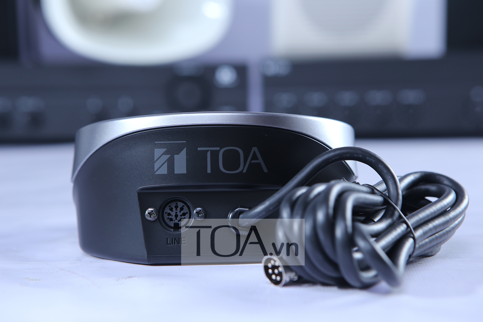 Hướng dẫn sử dụng máy chủ tịch TOA TS-781 Hướng dẫn sử dụng máy chủ tịch TOA TS-781