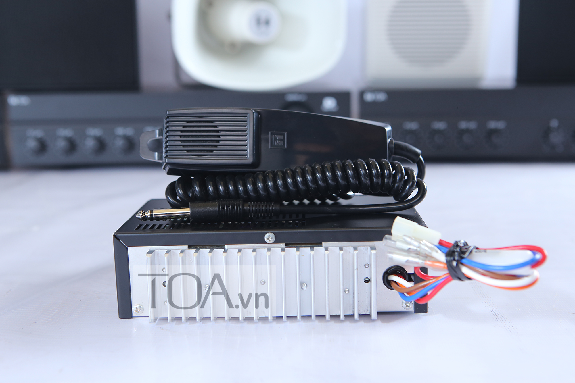 Hướng dẫn sử dụng và kết nối ampli TOA CA-130 Hướng dẫn sử dụng và kết nối ampli TOA CA-130