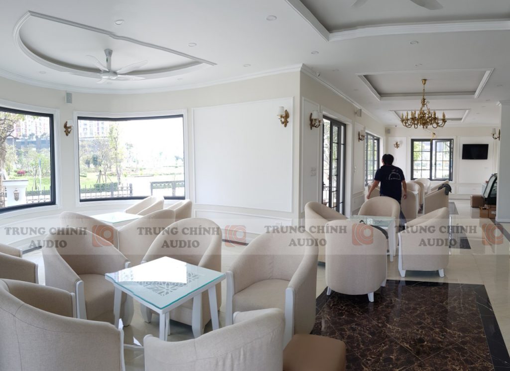 Cấu hình âm thanh quán coffee, cửa hàng bán lẻ với inter-M PMU-240NA Cấu hình âm thanh quán coffee, cửa hàng bán lẻ với inter-M PMU-240NA