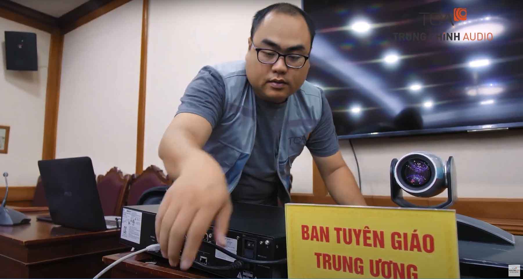 Polycom HDX 7000: Thiết bị hội nghị truyền hình trực tuyến Polycom HDX 7000: Thiết bị hội nghị truyền hình trực tuyến